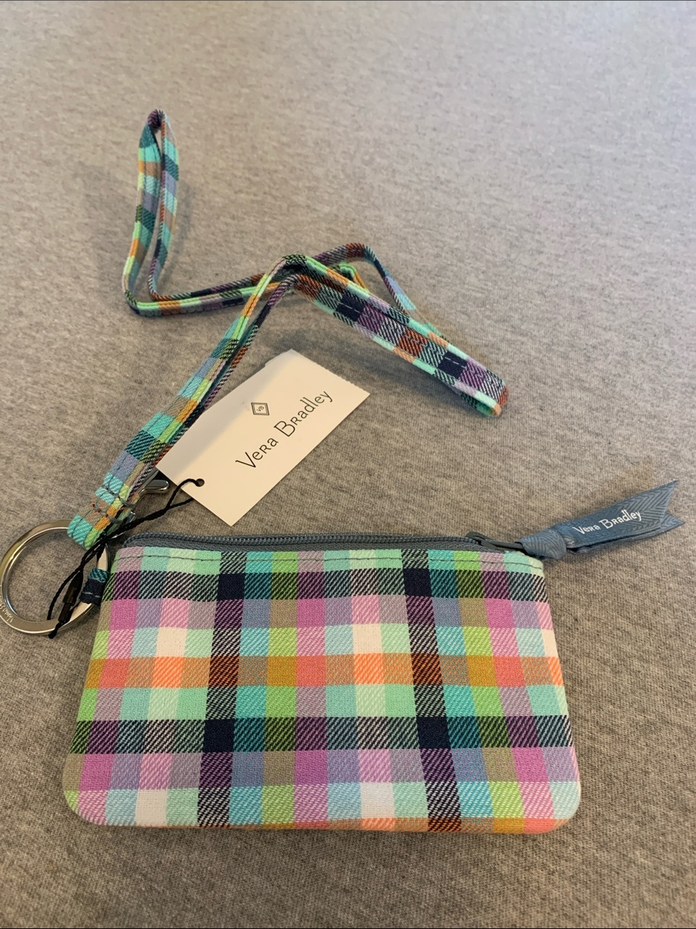 NWT Vera Bradly zip ID & landyard - Picture 2 of 4